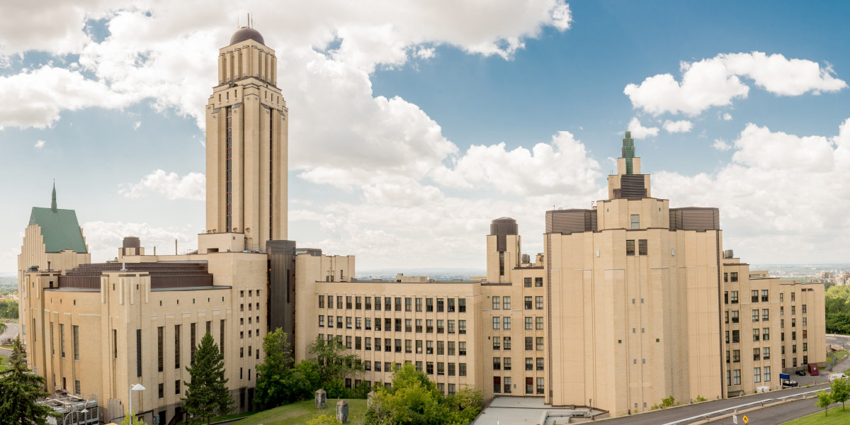 Pavillon principale UdeM - vue de l'arrière du campus